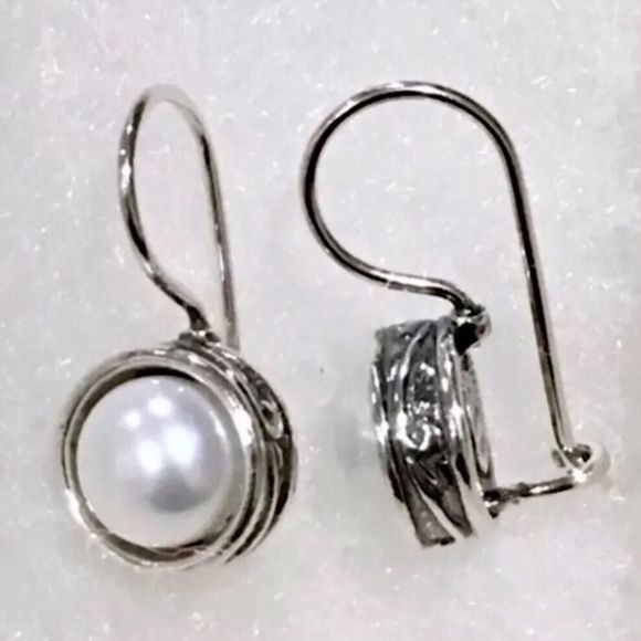 SILPADA Modern Fairytale Sterling Silver Freshwater Pearl Drop Dangle Earrings - Picture 10 of 12